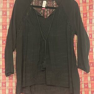 No Boundaries Delicate Black Peasant Top Sz L